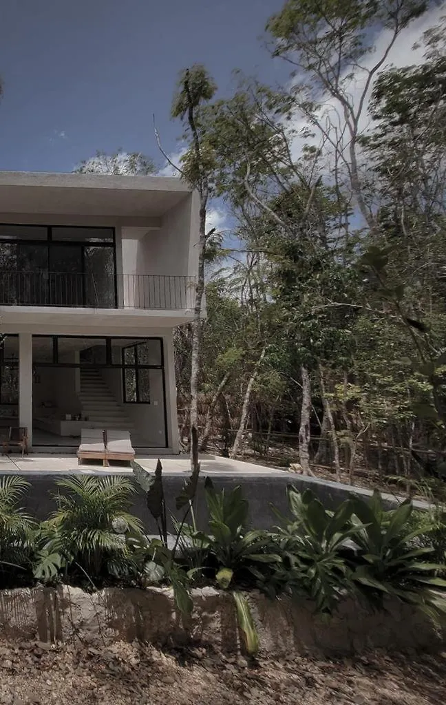 Hermosa Casa Con Piscina Privada Tulum Villa
